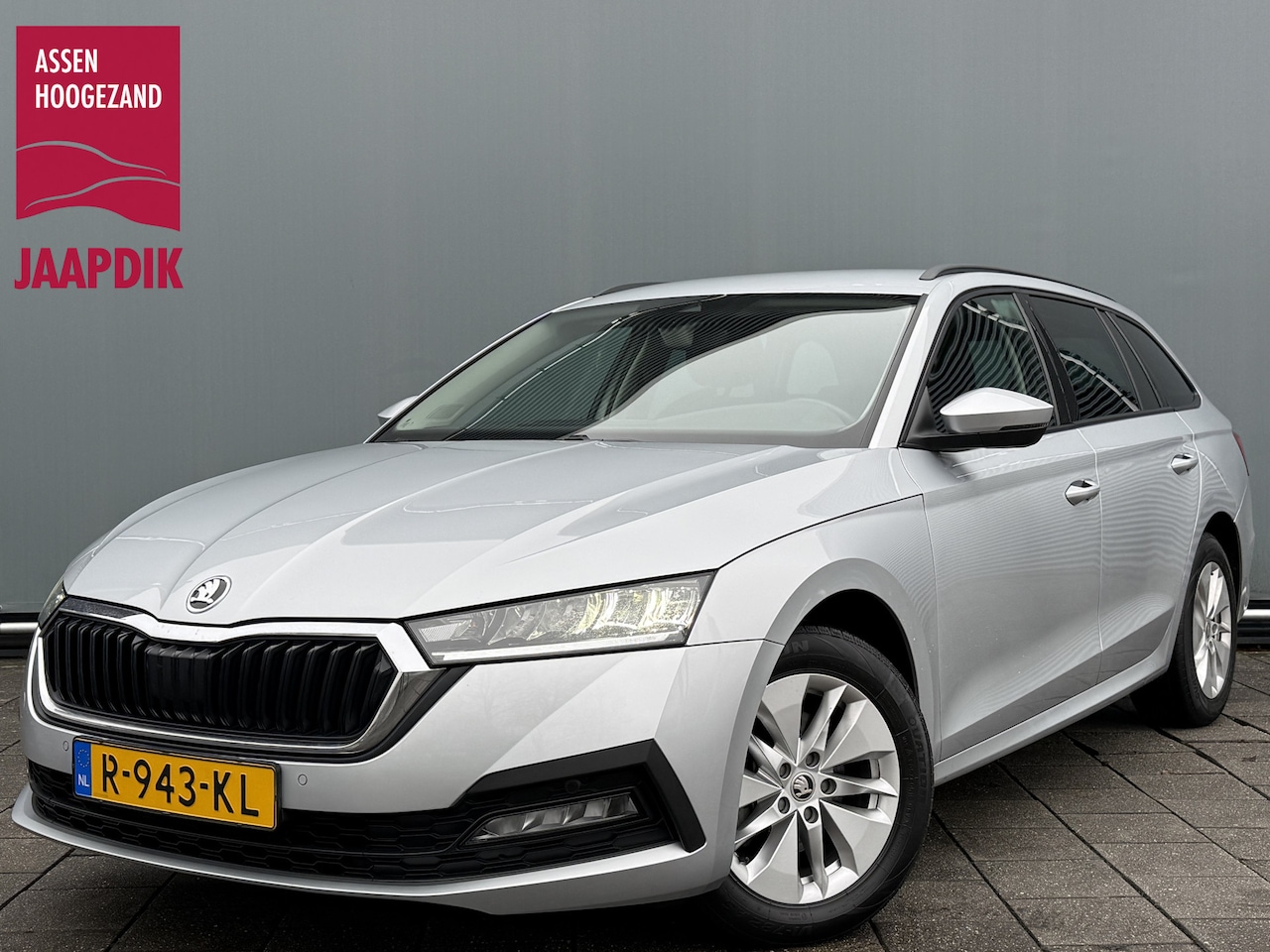 Skoda Octavia Combi - BWJ 2022 | 1.0TSI 111PK Business Ed | CLIMA | NAVI | PDC | PRIVACY GLASS | CARPLAY | CRUIS - AutoWereld.nl