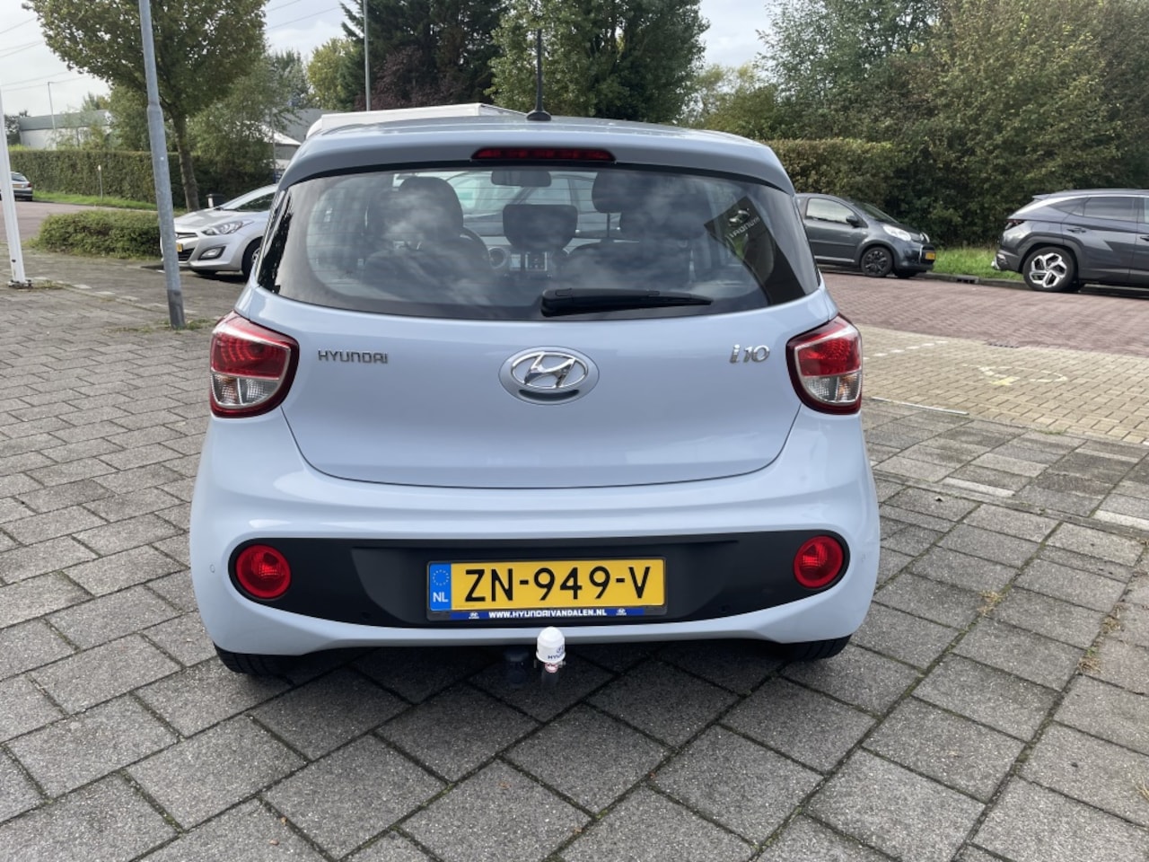 Hyundai i10 - 1.0i Comfort + NAVI AUTOMAAT*RIJKLAARPRIJS*