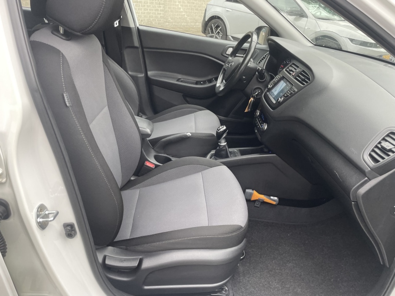 Hyundai i20 - 1.0 T-GDI Comfort + NAVI*RIJKLAARPRIJS*