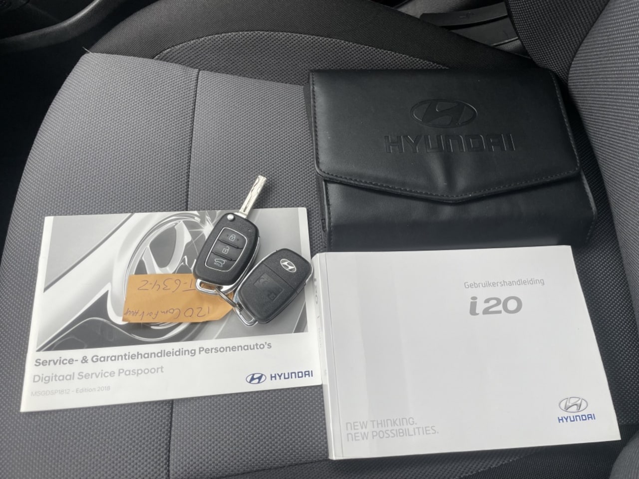 Hyundai i20 - 1.0 T-GDI Comfort + NAVI*RIJKLAARPRIJS*