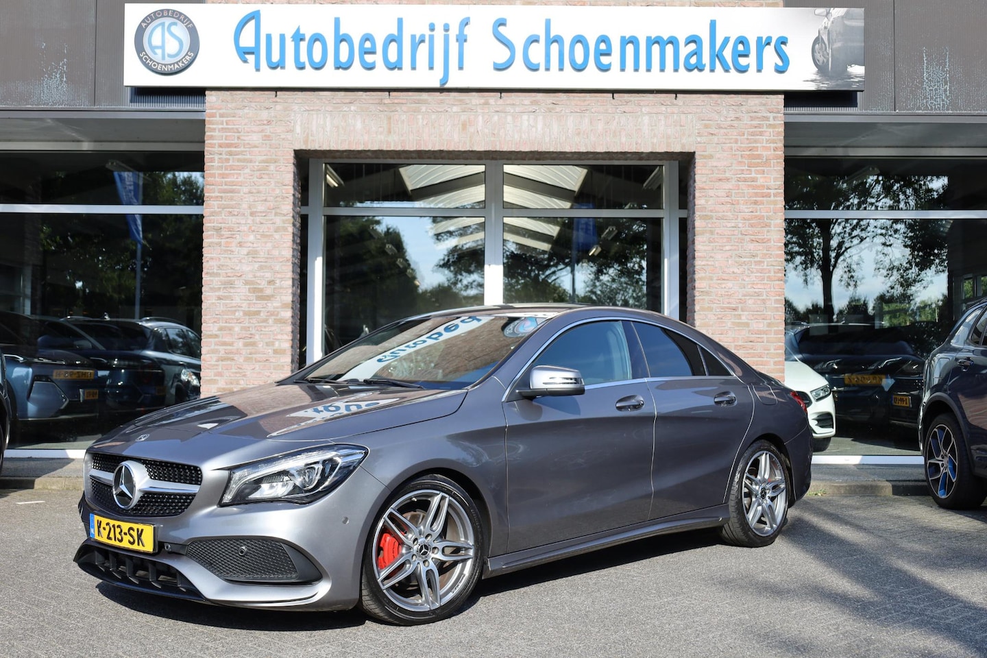 Mercedes-Benz CLA-Klasse - 200 ZWARTE-STERRENHEMEL STOELVERW. STUURFLIPPERS SFEERVERL. LEER/ALCANTARA CRUISE NAVI 2XP - AutoWereld.nl