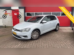 Volkswagen Golf - 1.0 TSI Trendline WHITE SILVER / CARPLAY / NAVI / CLIMA / PDC / BLUETOOTH / DAB+ / NL-AUTO