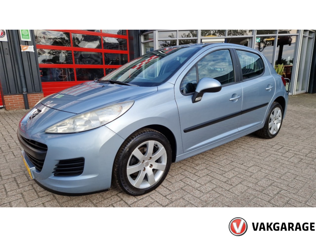 Peugeot 207 - 1.4 VTi X-Line 1.4 VTi X-Line - AutoWereld.nl