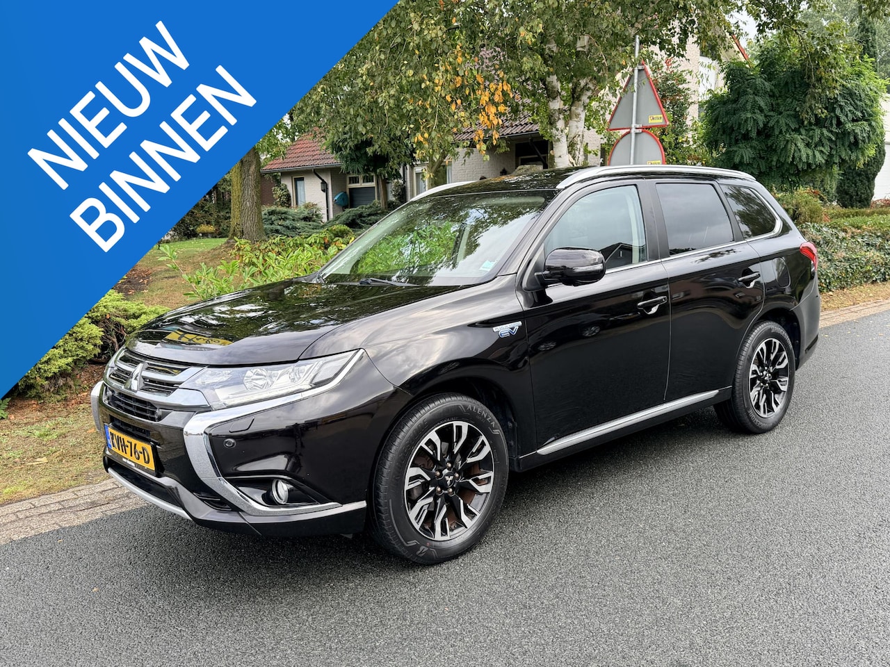 Mitsubishi Outlander - 2.0 PHEV instyle+Exclusiv203PK Leder•ACC•Schuifdak - AutoWereld.nl