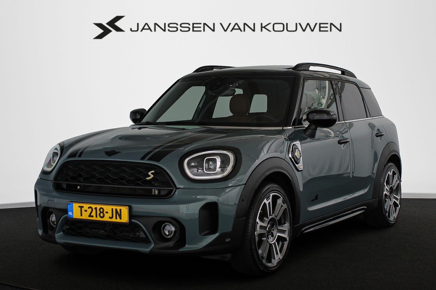 MINI Countryman - 1.5 Cooper S E ALL4 Classic Pano Leder Harman Kardon Stoelverwarming Camera - AutoWereld.nl