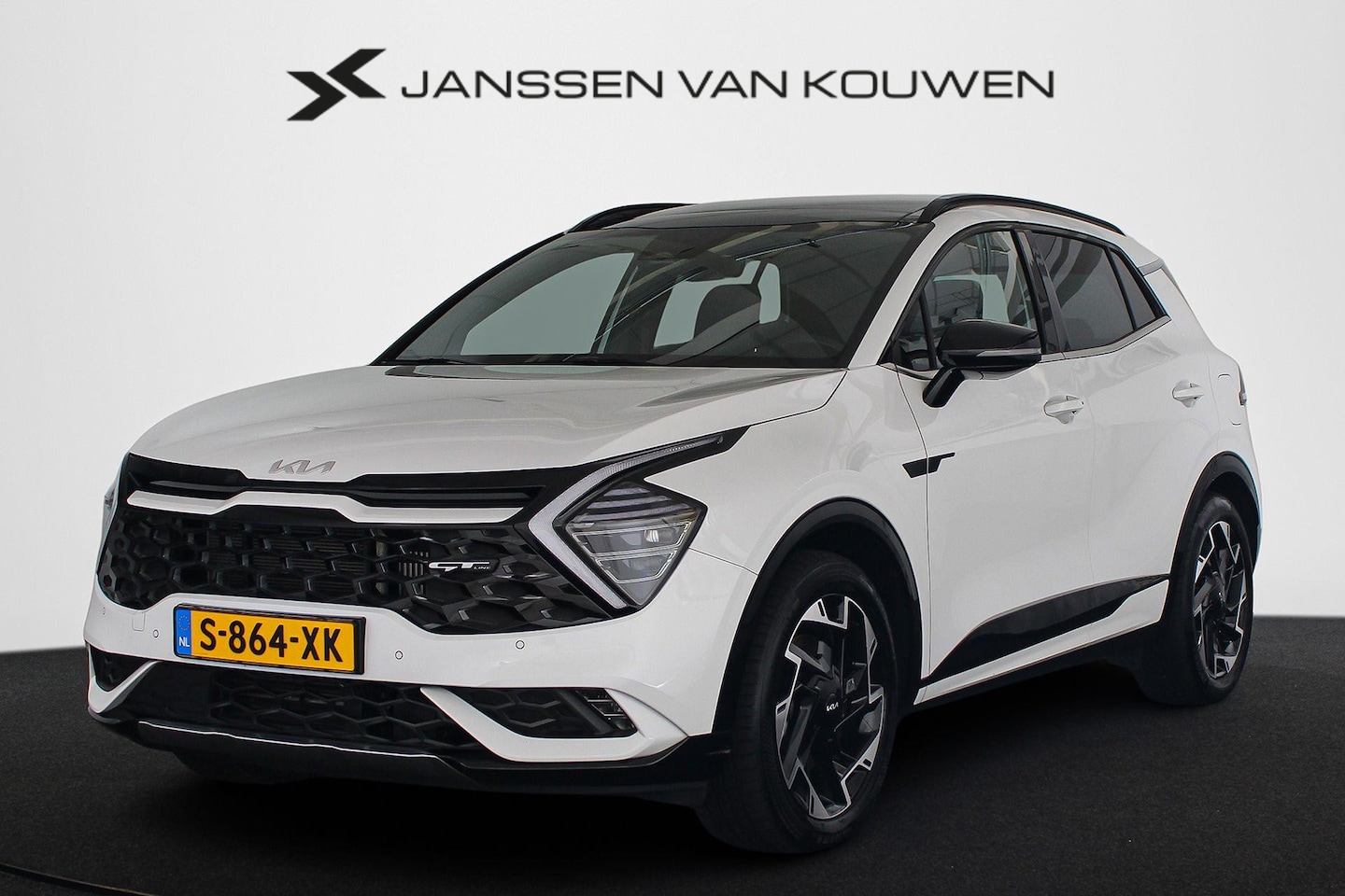 Kia Sportage - 1.6 T-GDi Plug-in Hybrid AWD GT-Line Panoramadak Trekhaak Stoel-Stuurverwarming - AutoWereld.nl