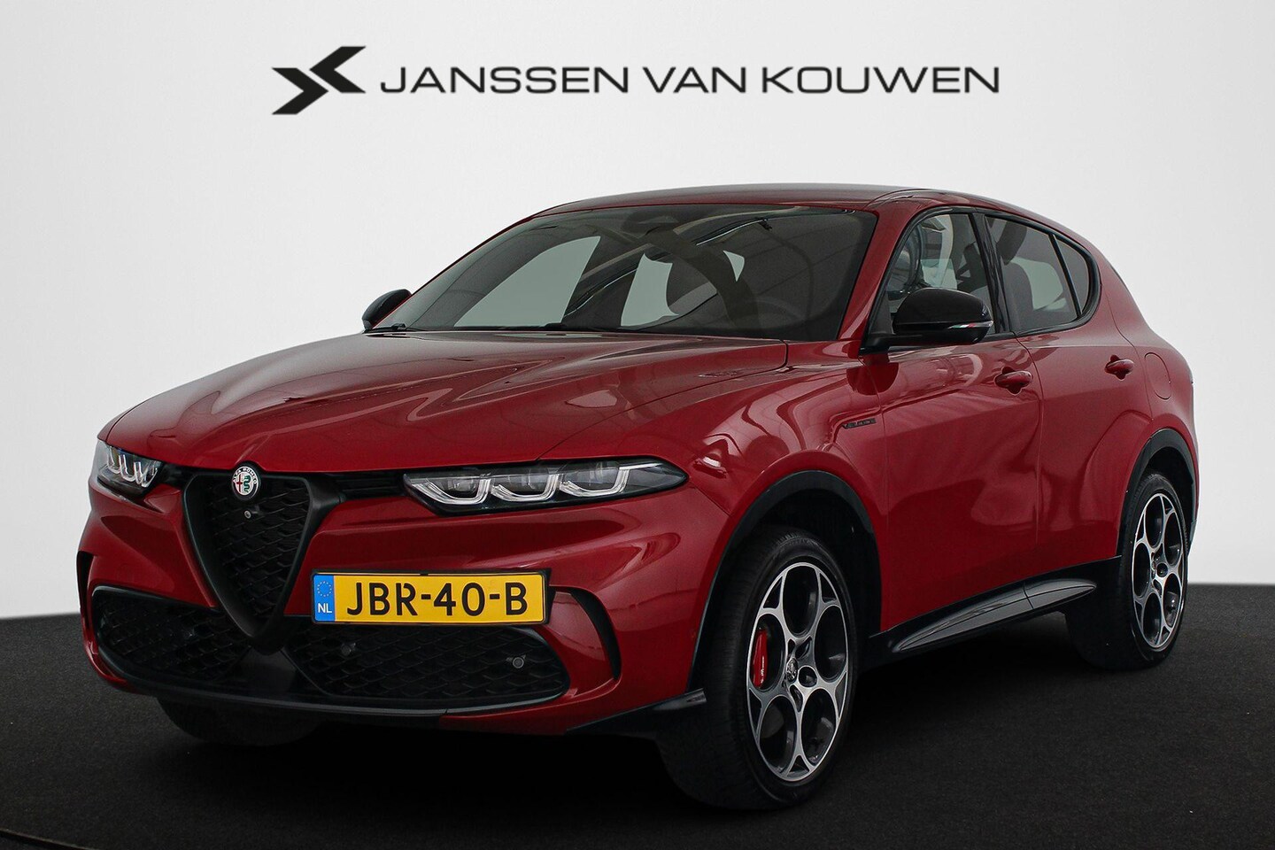 Alfa Romeo Tonale - 1.3T PHEV Veloce Technologie Pakket Stoelverwarming & Ventilatie Leder - AutoWereld.nl