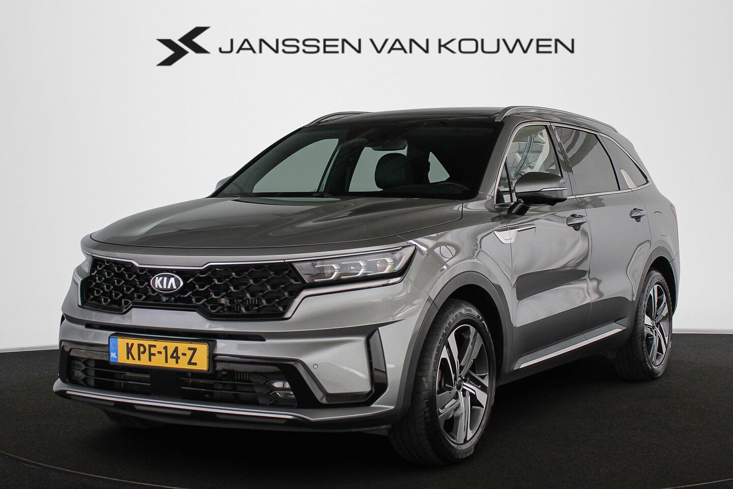 Kia Sorento - 1.6 T-GDI Plug-in Hybrid 4WD ExecutiveLine Panoramadak Trekhaak Stoelventilatie - AutoWereld.nl