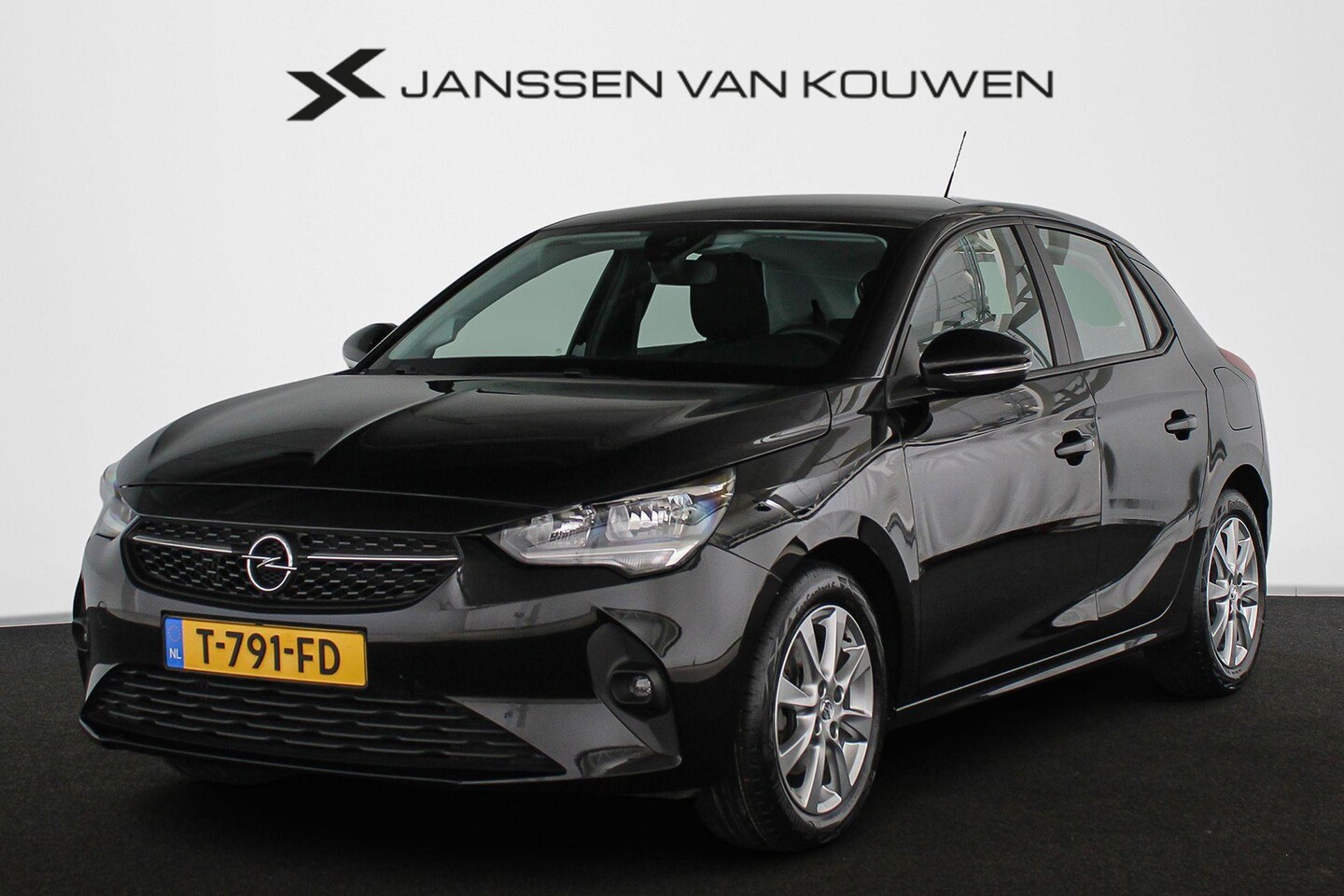 Opel Corsa - 1.2 Level 2 100PK Achteruitrijcamera Airco 16" - AutoWereld.nl