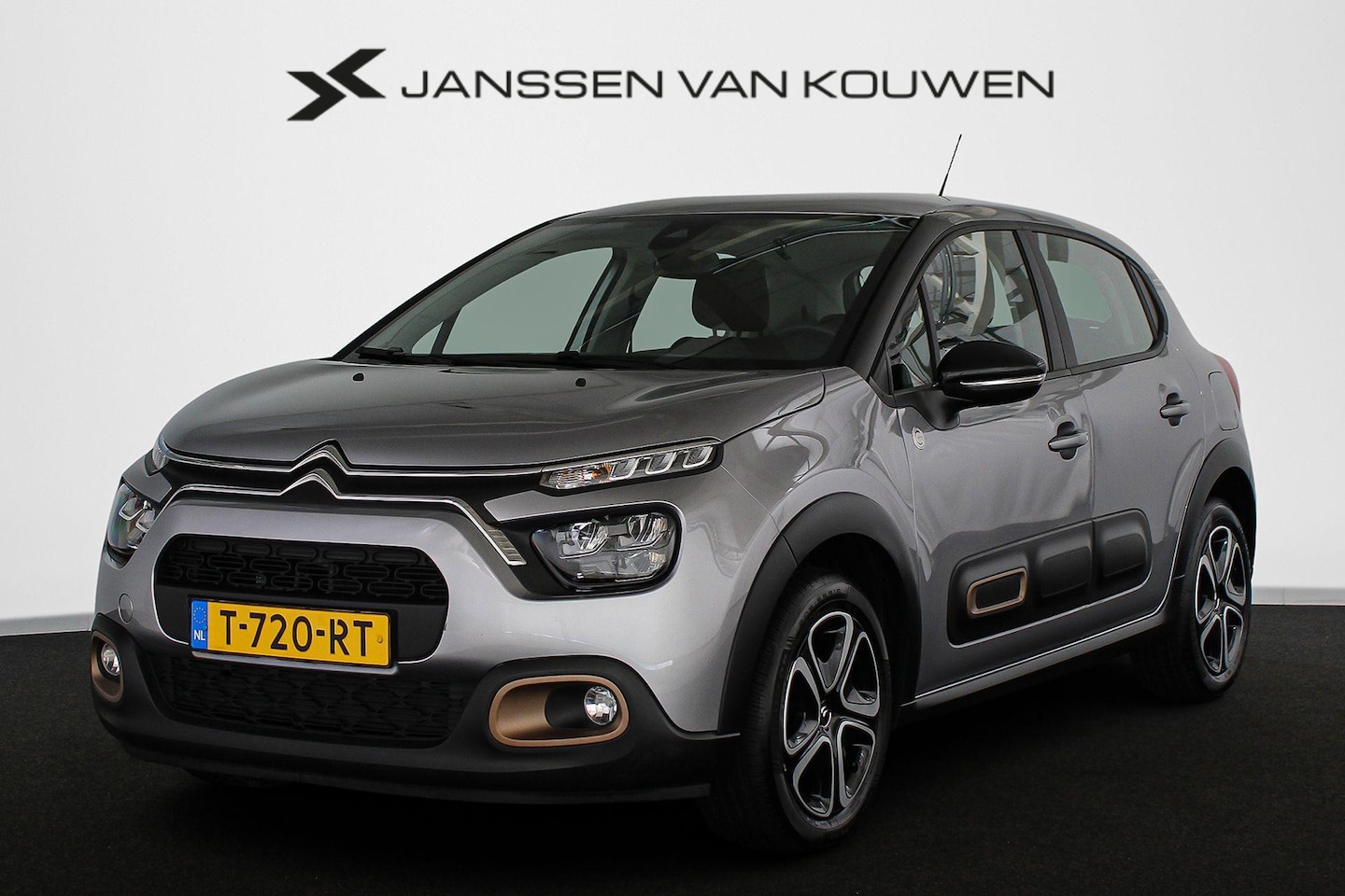 Citroën C3 - 1.2 PureTech C-Series Navigatie Clima - AutoWereld.nl