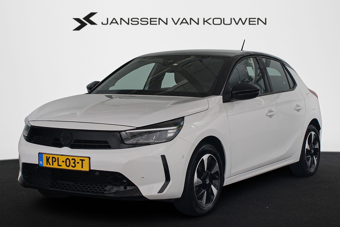 Opel Corsa Electric - GS 50 kWh SOH 98% Apple CarPlay Achteruitrijcamera - AutoWereld.nl