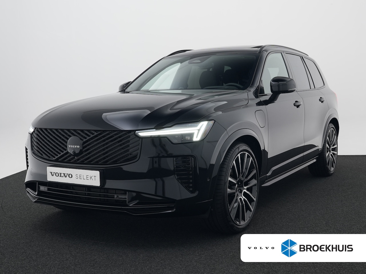 Volvo XC90 - T8 Recharge AWD Ultra Black Edition Executive | Full Options | Luchtvering | Bowers & Wilk - AutoWereld.nl