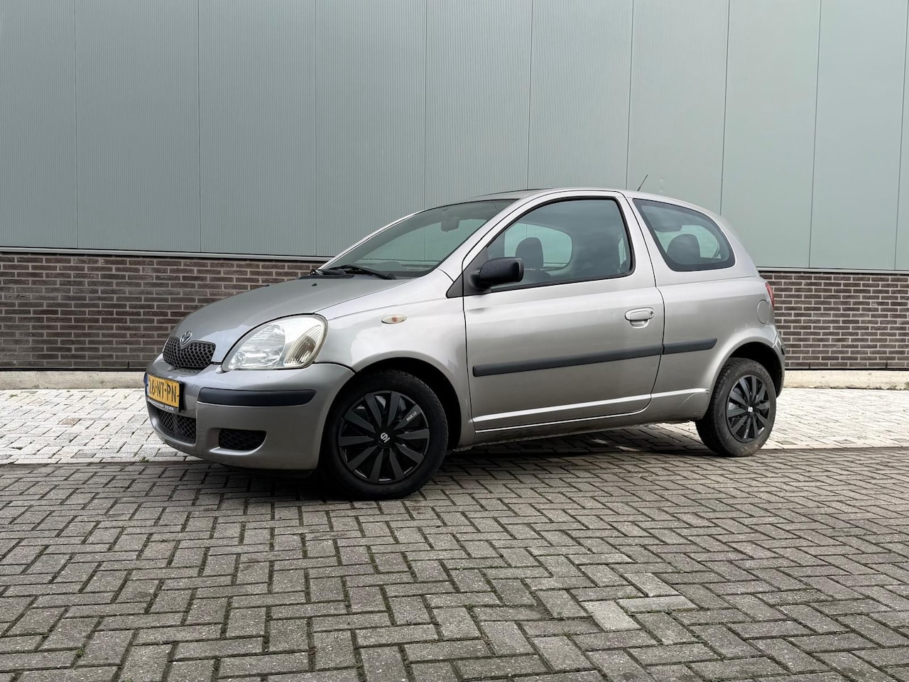 Toyota Yaris - 1.3 VVT-i Idols - AutoWereld.nl