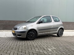 Toyota Yaris - 1.3 VVT-i Idols