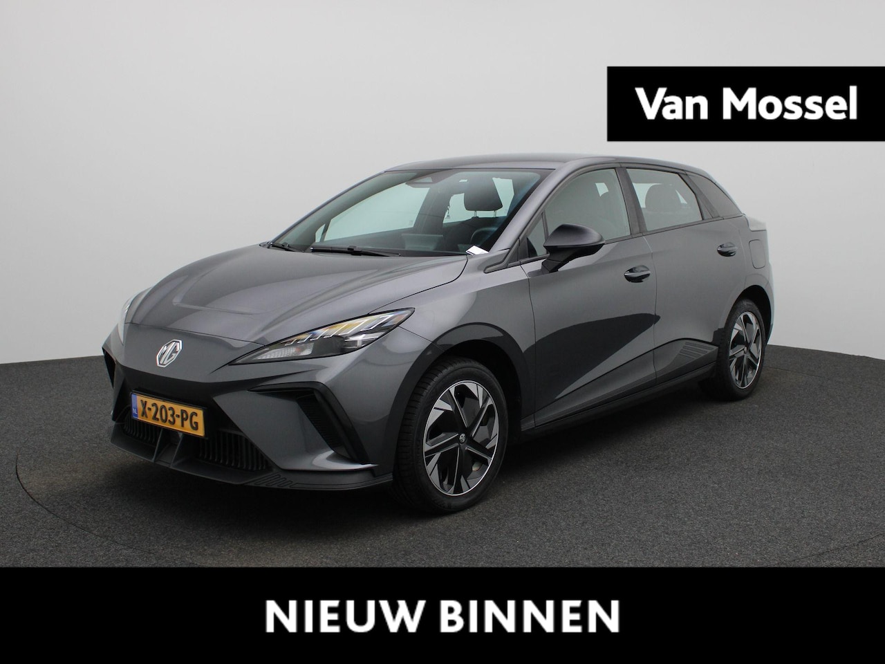 MG MG4 Electric - Standard 51 kWh | Navigatie | Apple Carplay / Android Auto | Stoel/Stuur verwarming | Virt - AutoWereld.nl