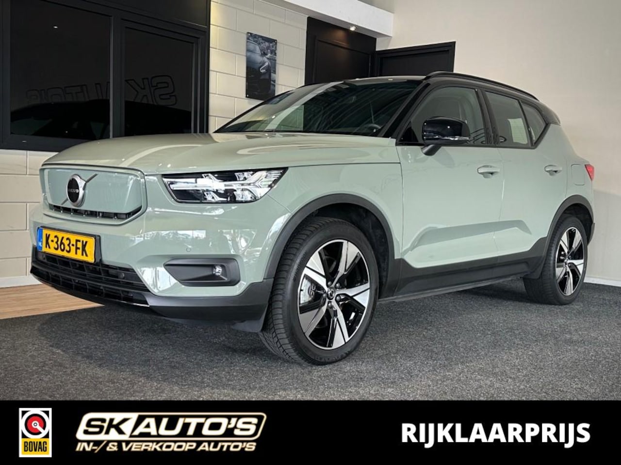 Volvo XC40 - RECHARGE P8 AWD RDES l NAP l CAMERA l CARPLAY l STOEL/STUURVERW l LEDER l - AutoWereld.nl