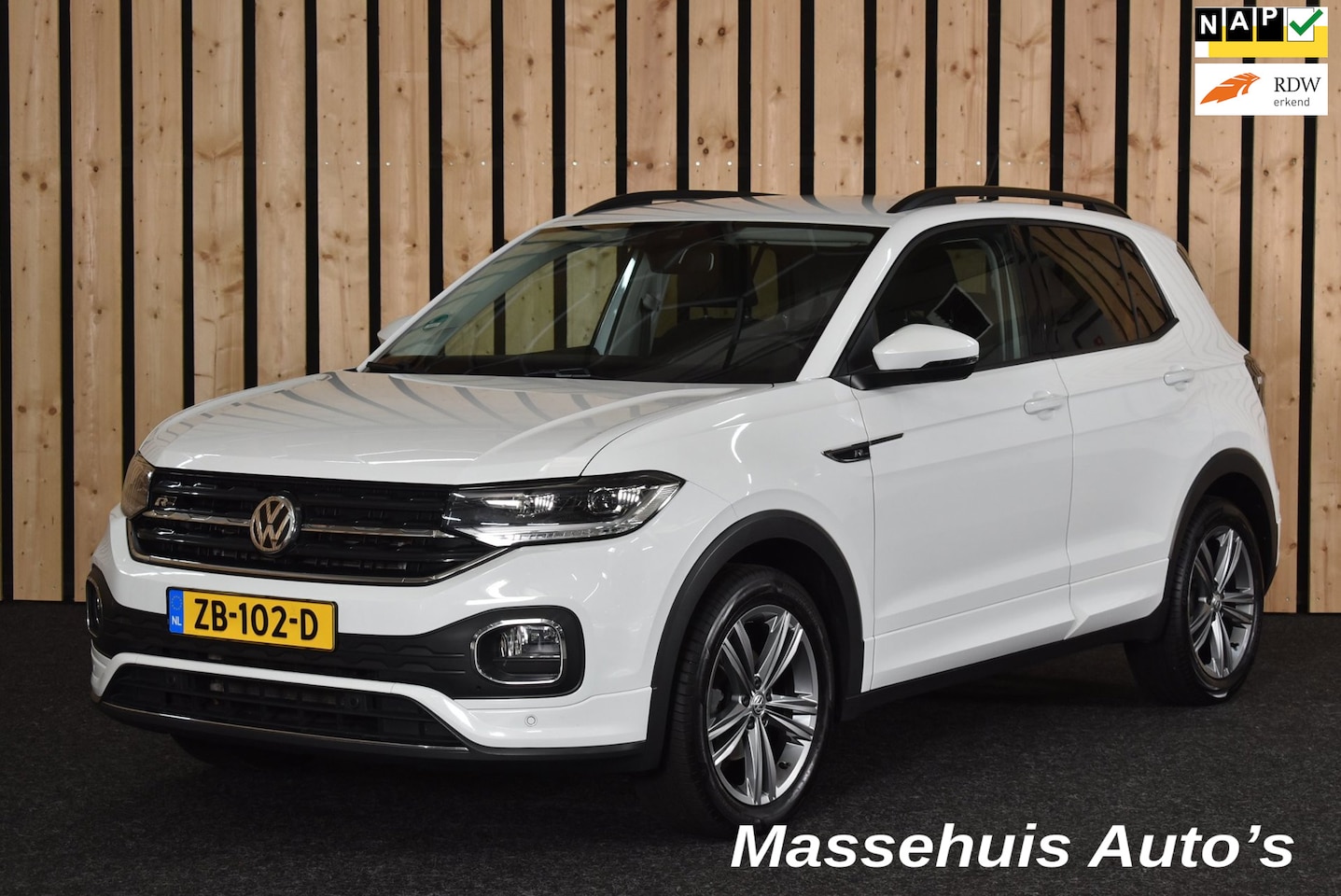 Volkswagen T-Cross - 1.0 TSI Life 2e eig. NL-Auto R-Line Carplay ACC Led Virtual Navi Airco + Nwe APK - AutoWereld.nl