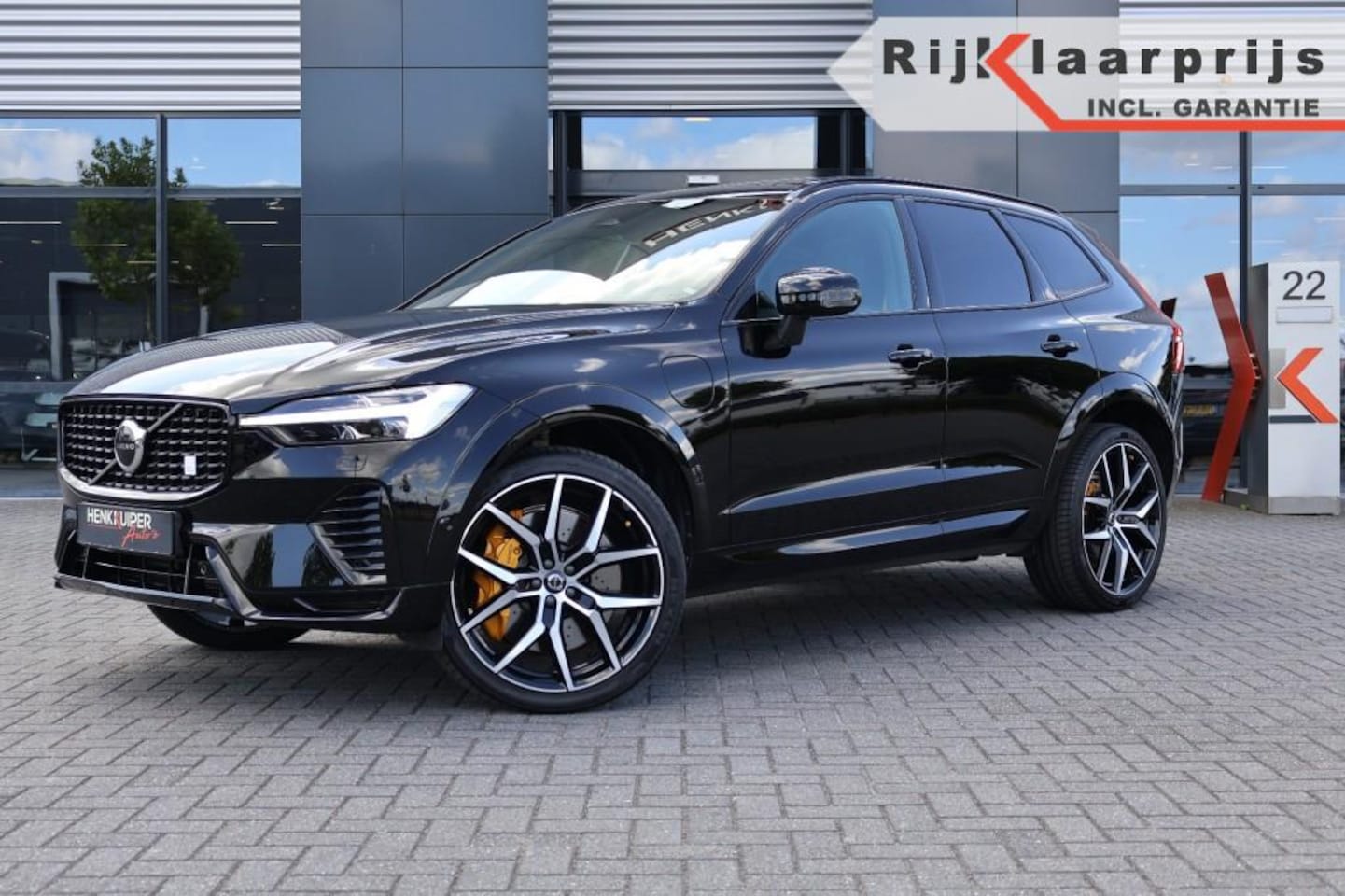 Volvo XC60 - Recharge T8 AWD Polestar Engineerd 455pk/ Panodak/22 inch LM/Head-up/Trekhaak wegklb/Harma - AutoWereld.nl