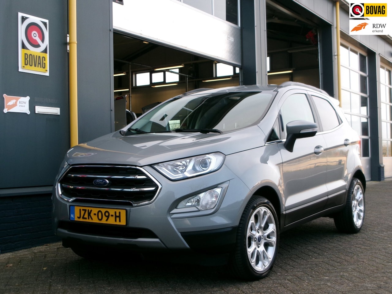 Ford EcoSport - 1.0/125 pk Titanium NAV TEL PDC VRV LMV 17 INCH PRIVACY GLASS WINTERPAKKET - AutoWereld.nl