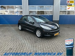 Peugeot 207 - 1.4-16V Color-line