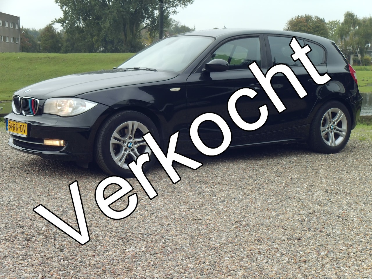 BMW 1-serie - 116i High Executive - Airco - AutoWereld.nl