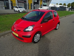 Toyota Aygo - 1.0-12V