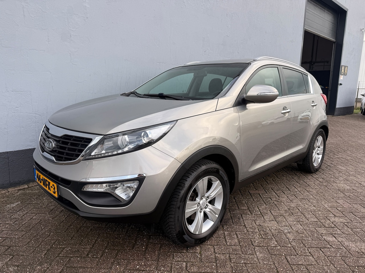 Kia Sportage - 2.0 X-ecutive Plus Pack First Edition 2.0 X-ecutive Plus Pack First Edition - AutoWereld.nl