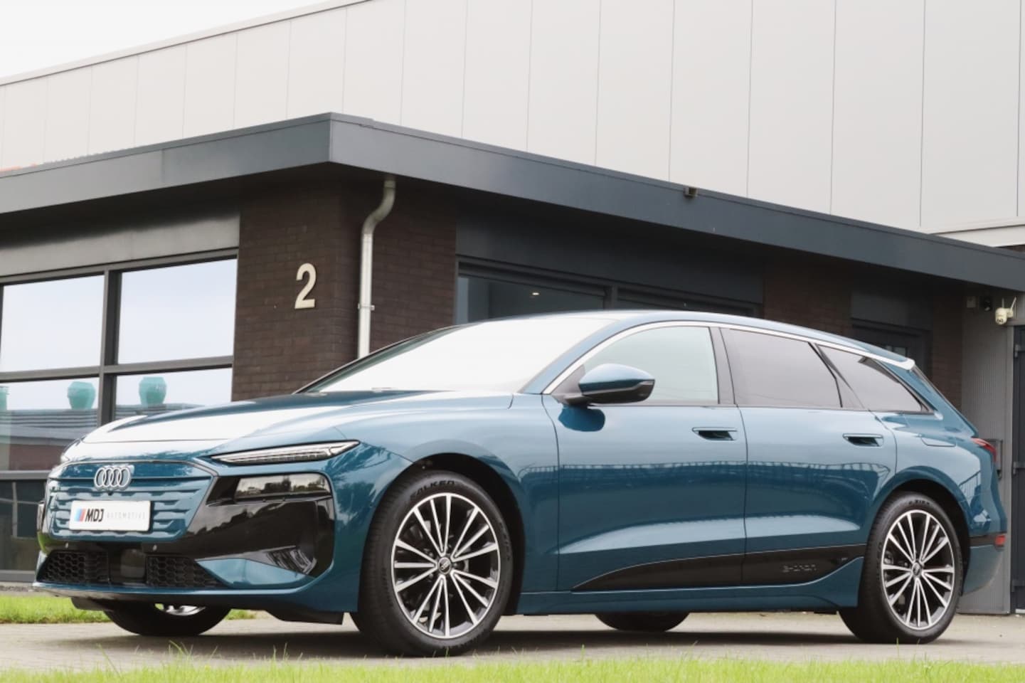 Audi A6 Avant e-tron - Advanced 83 kWh 20 inch Trekhaak Garantie tot 08-2030 - AutoWereld.nl