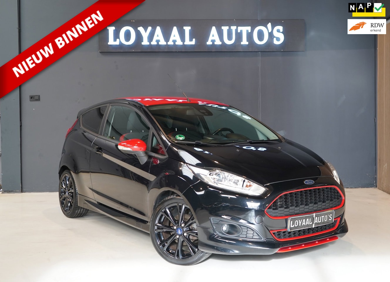 Ford Fiesta - 1.0 EcoBoost Red/Black Edition | CRUISE | PDC | NAP | AIRCO | APK - AutoWereld.nl