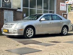 Cadillac STS - 3.6 V6 Sport Luxury Zeer netjes en nieuwe APK