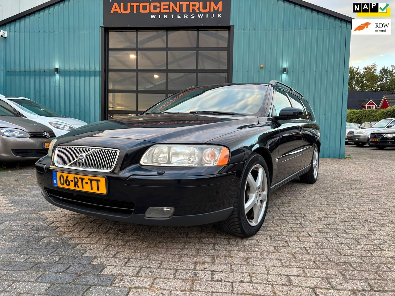 Volvo V70 - 2.4 Momentum 2.4 Momentum - AutoWereld.nl