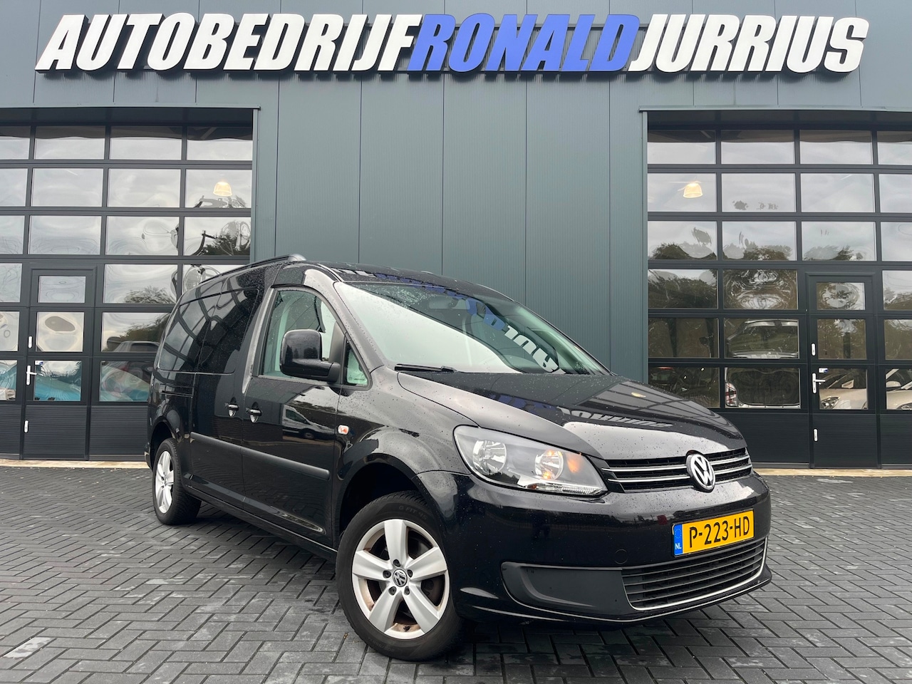 Volkswagen Caddy Maxi - 1.2 TSI Highline 7Persoons/Climatronic/Navigatie/Privacy-Glass/Dubbele Deuren - AutoWereld.nl
