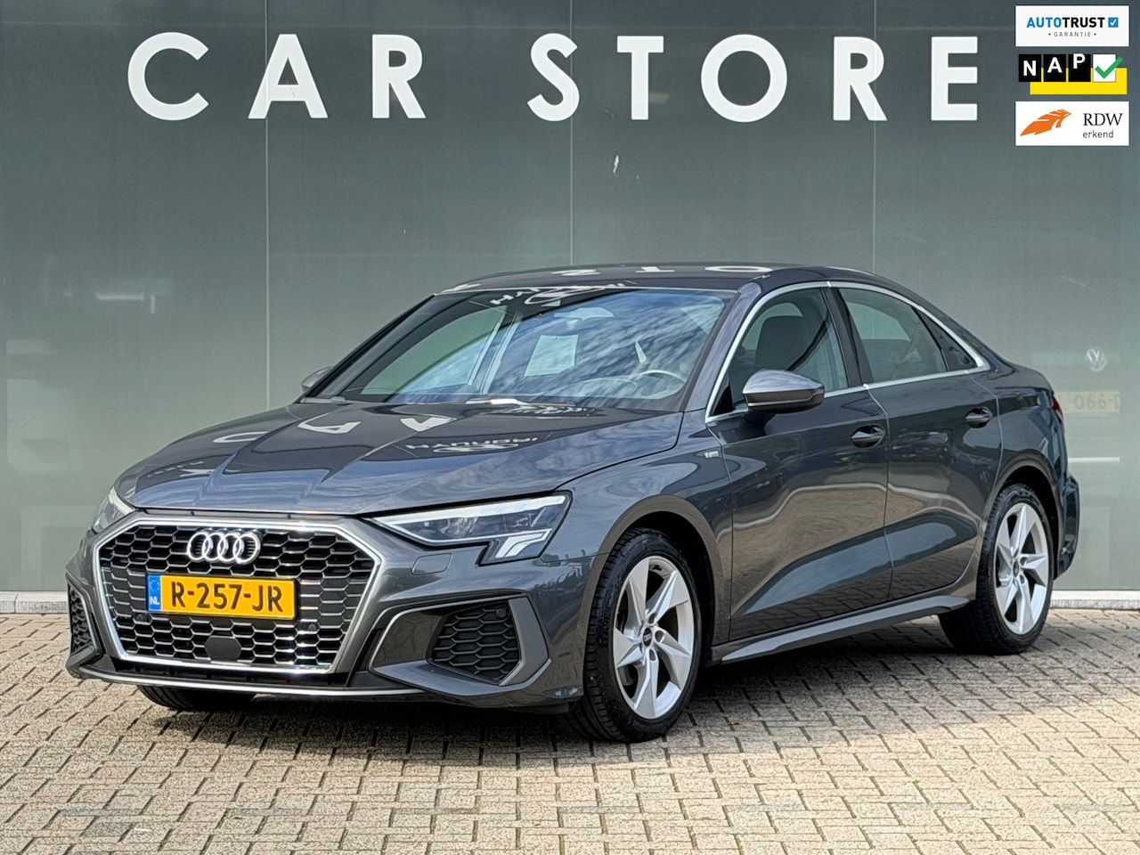 Audi A3 Limousine - 30 TFSI S edition Virtual | LED | Climate |1E EIGENAAR - AutoWereld.nl