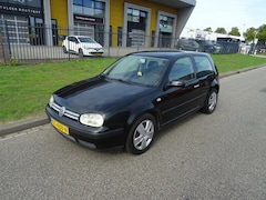 Volkswagen Golf - 1.4-16V