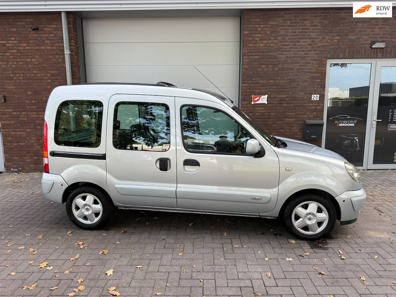 Renault Kangoo - 1.6-16V Privilège|AIRCO|NIEUWE APK|AUTOMAAT - AutoWereld.nl