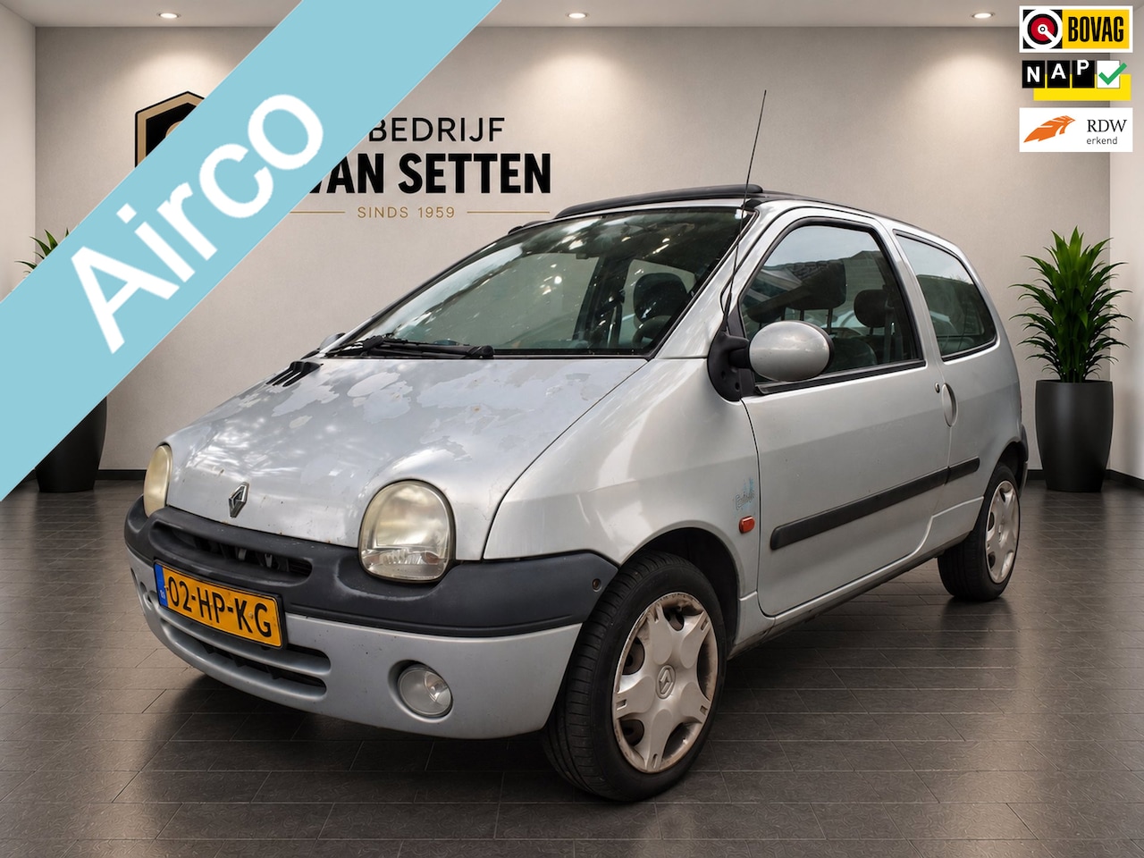Renault Twingo - 1.2 Epicéa 1.2 Epicéa Nieuwe APK - AutoWereld.nl