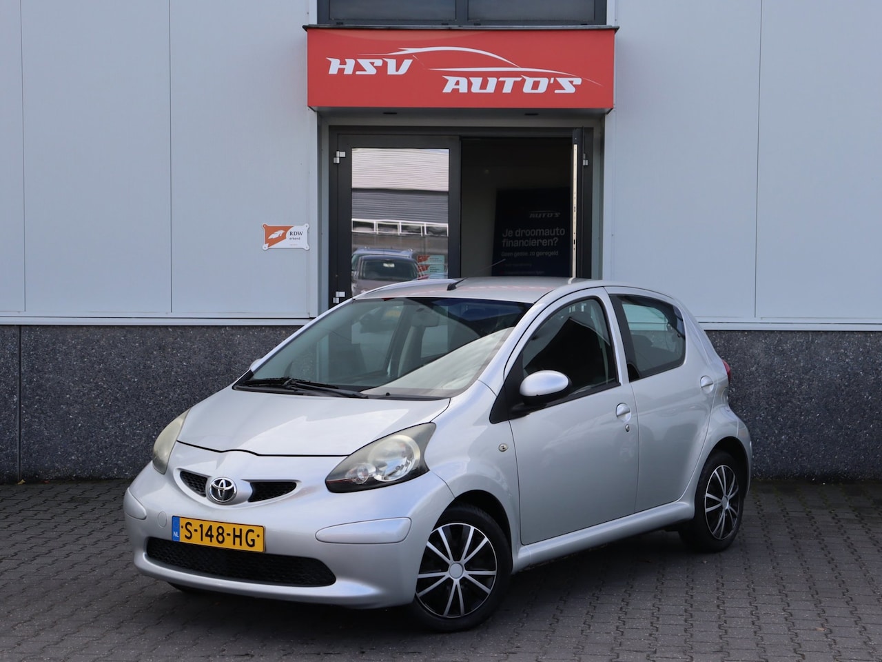 Toyota Aygo - 1.0-12V airco 4-deurs *144.000km* - AutoWereld.nl