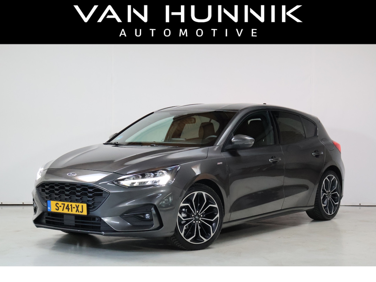 Ford Focus - 1.0 EcoBoost ST-Line | Automaat | Stoel+Stuur verwarmd | Camera | - AutoWereld.nl