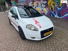 Fiat Grande Punto - 1.4-16V Sport Abarth uitvoering panorama dak CarPlay airco zeer leuke auto boeken aanwezig