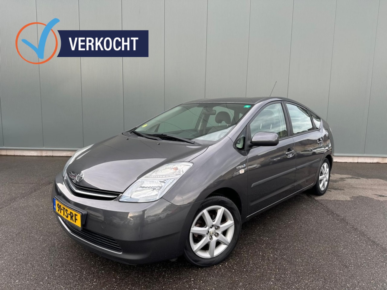 Toyota Prius - 1.5 VVT-i DEALER ONDERHOUDEN ! - AutoWereld.nl