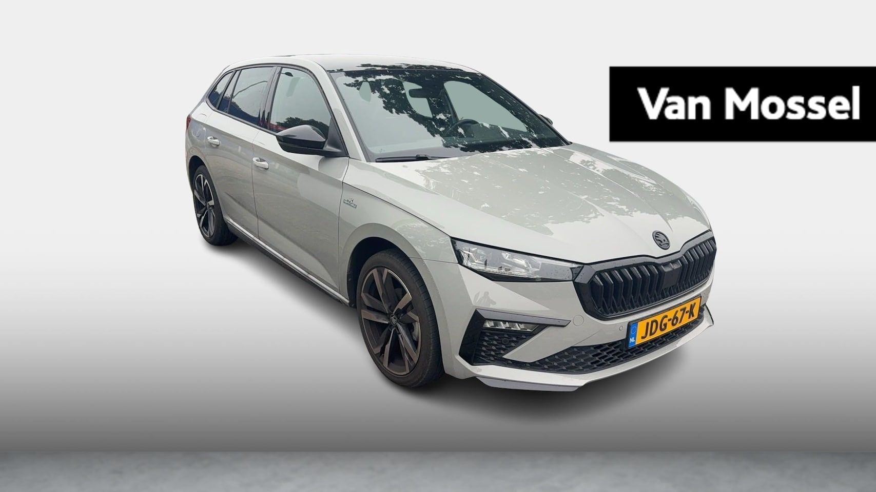 Skoda Scala - 1.0 TSI Monte Carlo | WORDT VERWACHT | PANORAMADAK | STOELVERWARMING | ACHTERUITRIJCAMERA - AutoWereld.nl