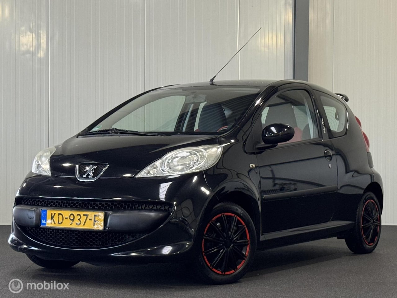 Peugeot 107 - 1.0-12V XR [ INRUILKOOPJE nieuwe APK ] - AutoWereld.nl