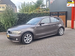 BMW 1-serie - 116i Business Line