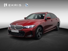 BMW 3-serie - Sedan 330e M Sportpakket | Comfort Pack | Trekhaak | Schuifdak | DAB | HiFi | 18''