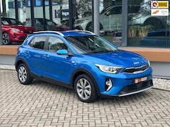Kia Stonic - DynamicLine / Automaat / Camera / Stoel- & Stuurverwarming