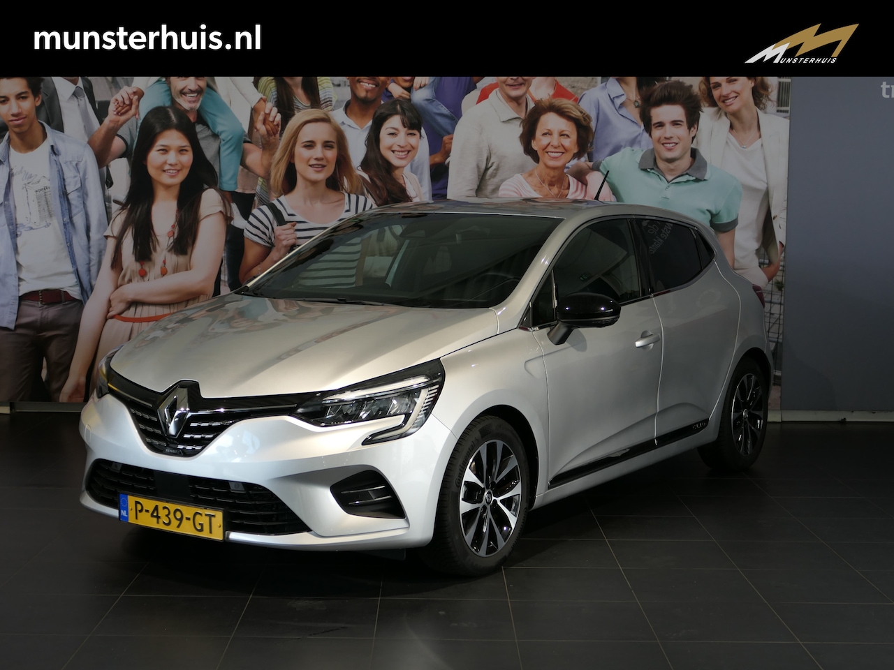 Renault Clio - 1.6 E-Tech Hybrid 140 Intens - 360 camera - Navi - Sensoren - Armsteun voor - AutoWereld.nl