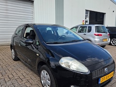 Fiat Grande Punto - 1.4 Dynamic airco - bleutooth - stuurbedieding