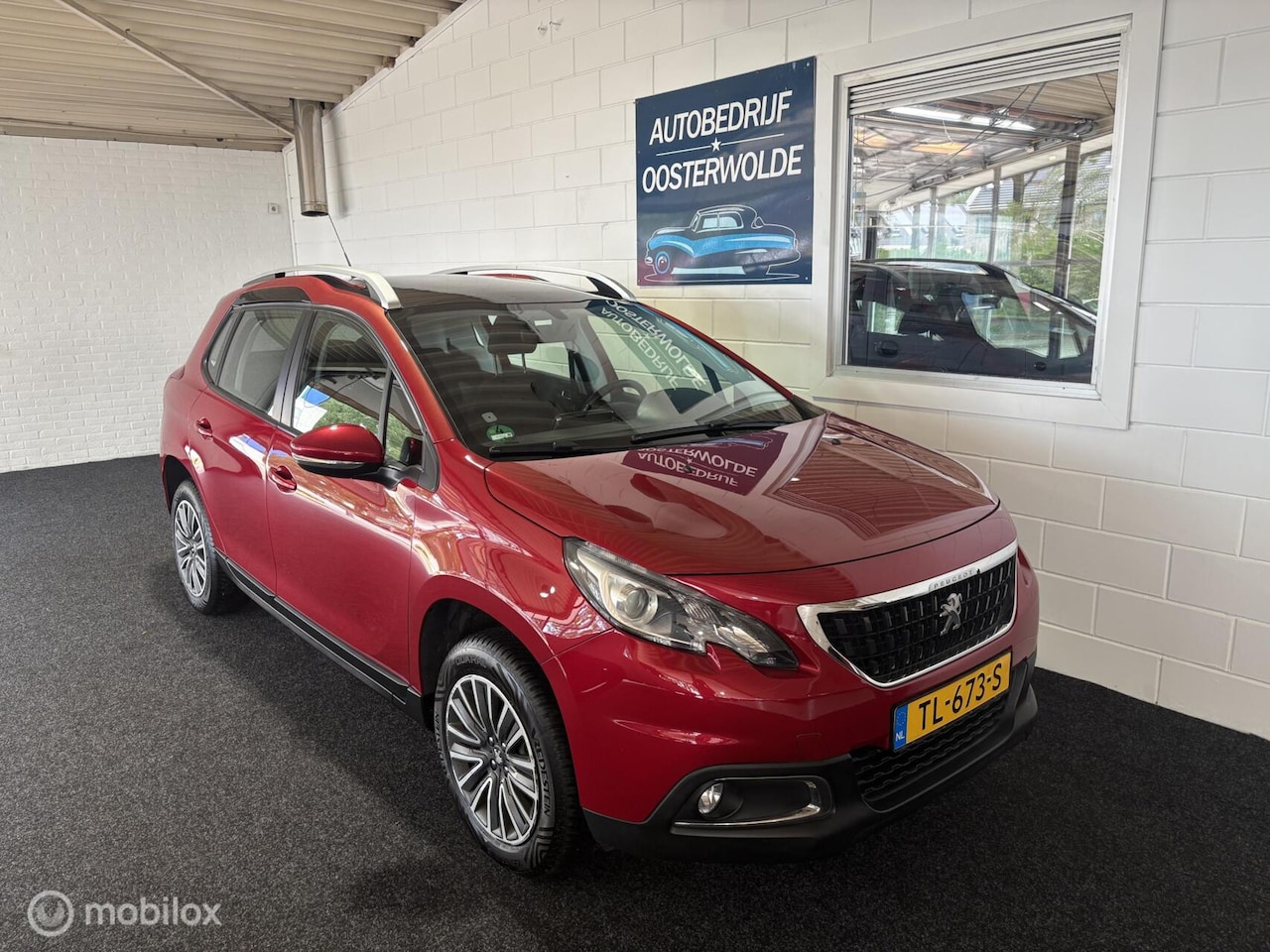 Peugeot 2008 - 1.2 PureTech Blue Lion Apk - Pano - Cruise - Navi - Elec. Ramen - AutoWereld.nl