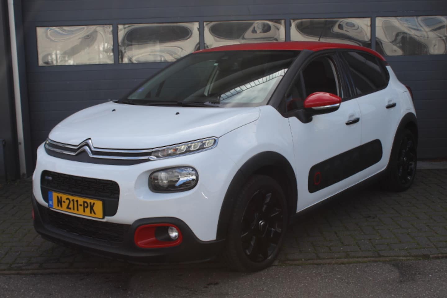 Citroën C3 - 1.2 PureTech S&S Shine 1.2 PureTech S&S Shine - AutoWereld.nl