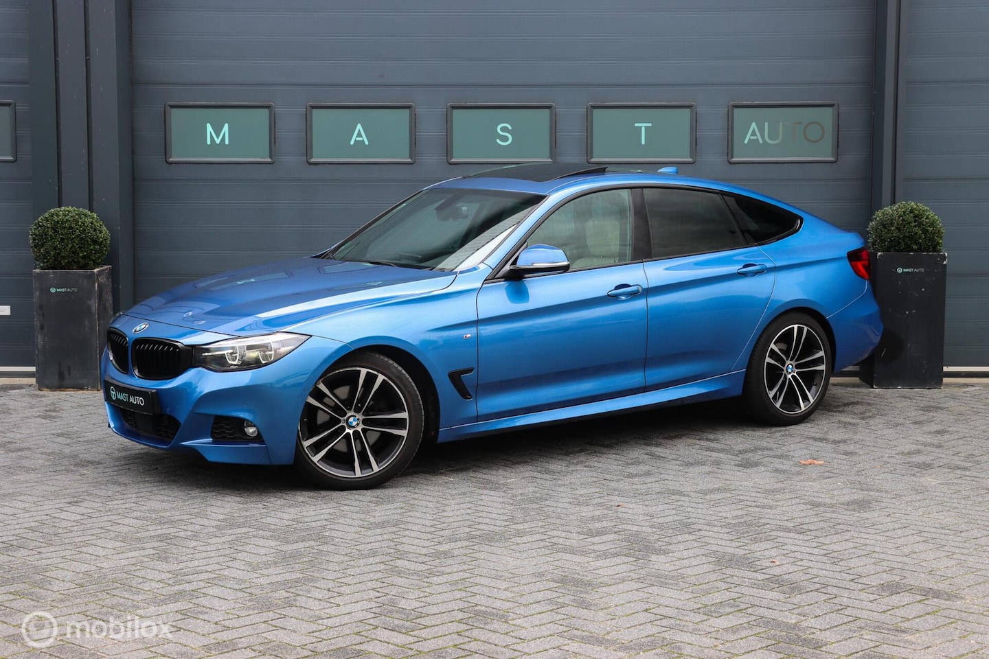 BMW 3-serie Gran Turismo - 330i High Executive 330i High Executive - AutoWereld.nl
